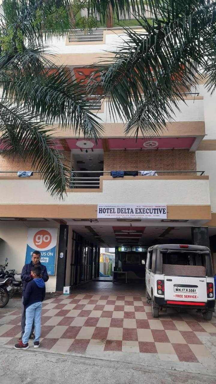 Hotel Delta Executive Shirdi Luaran gambar